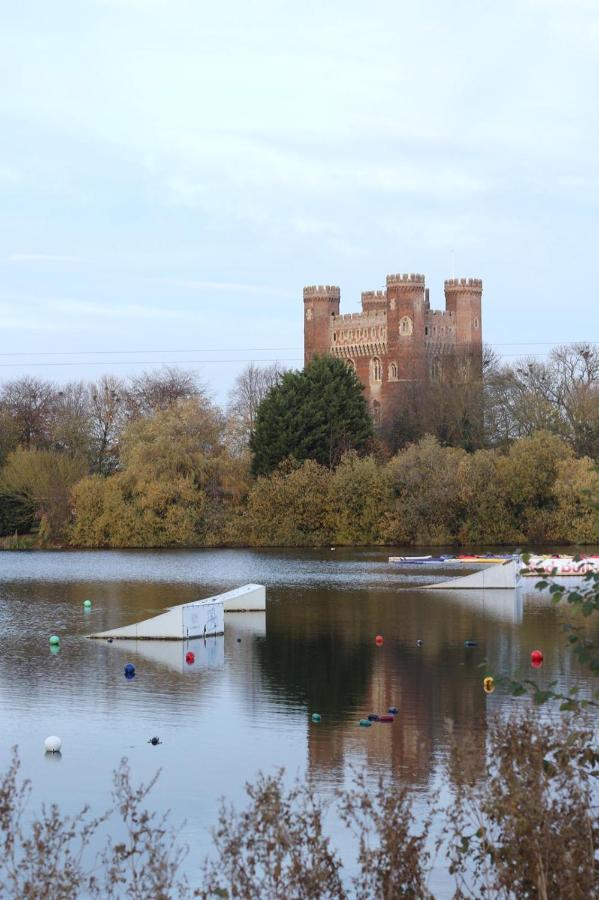 Calypso Hot Tub Breaks Tattershall Lakes Pet Friendly المظهر الخارجي الصورة
