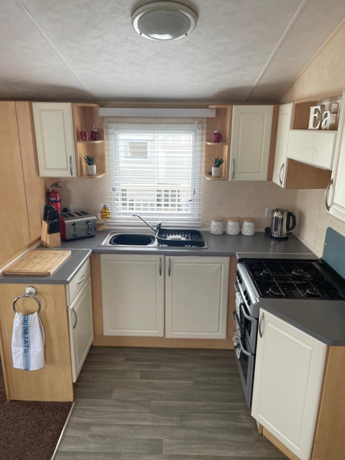 Calypso Hot Tub Breaks Tattershall Lakes Pet Friendly المظهر الخارجي الصورة