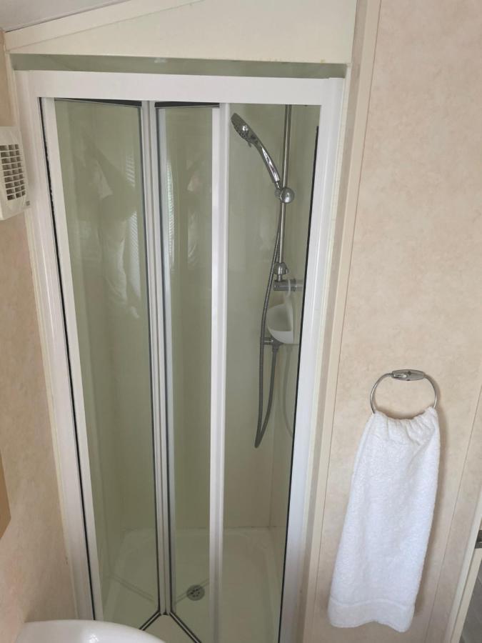 Calypso Hot Tub Breaks Tattershall Lakes Pet Friendly المظهر الخارجي الصورة